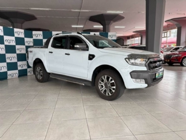 2017 Ford Ranger VII 3.2 TDCi Wildtrak Double Cab 4X4 Auto  - ABS,AIRCON,ELECTRIC WINDOWS,LEATHER SEATS,PARK DISTANCE CONTROL,REVERSE CAMERA,TOWBAR,XENON LIGHTS,AIRBAGS,ALARM,CRUISE CONTROL,PARTIAL-SERVICE RECORD,RADIO,BLUETOOTH,USB,CD,TONNEAU COVER,SPARE KEYS. Finance available, Trade-ins welcome, Delivery country wide, T&C'S apply!!!