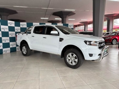 2020 Ford Ranger IX 2.2 TDCi XLS Double Cab   - ABS,AIRCON,ELECTRIC WINDOWS,PARK DISTANCE CONTROL,TOWBAR,AIRBAGS,ALARM,FULL-SERVICE RECORD,RADIO,BLUETOOTH,USB,AUX,CD,TONNEAU COVER,SPARE KEYS. Finance available, Trade-ins welcome, Delivery country wide, T&C'S apply!!!