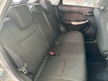 17481SuzukiBaleno007-th.jpg
