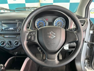 17481SuzukiBaleno010-th.jpg