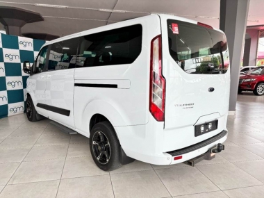 17486FordTourneo022-th.jpg