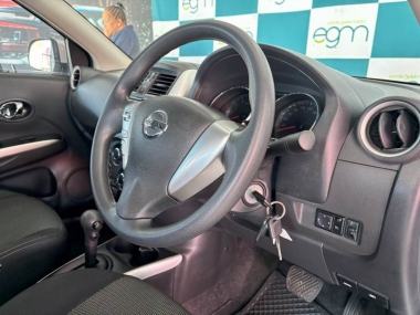 17489NissanAlmeraAcentaAuto009-th.jpg