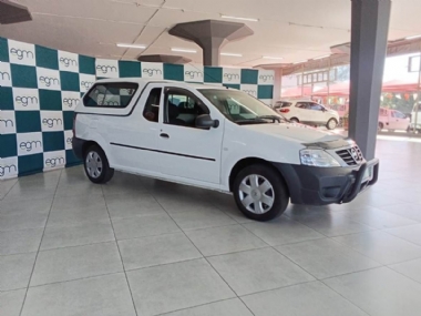2019 Nissan NP200 1.5 dCi A/C Safety Pack  - ABS,AIRCON,TOWBAR,AIRBAGS,ALARM,FULL-SERVICE RECORD,RADIO,USB,AUX,CD,CANOPY,SPARE KEYS. Finance available, Trade-ins welcome, Delivery country wide, T&C'S apply!!!