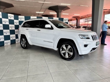 2016 Jeep Grand Cherokee 3.6 (Mark II) Overland - ABS,AIRCON,CLIMATE CONTROL,ELECTRIC WINDOWS,LEATHER SEATS,PARK DISTANCE CONTROL,REVERSE CAMERA,TOWBAR,XENON LIGHTS,SUNROOF,AIRBAGS,ALARM,CRUISE CONTROL,FULL-SERVICE RECORD,RADIO,BLUETOOTH,USB,AUX,CD,SPARE KEYS. Finance available, Trade-ins welcome, Delivery country wide, T&C'S apply!!!
