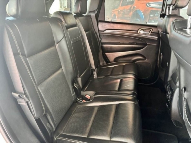 17520JeepGrandCherokee007-th.jpg