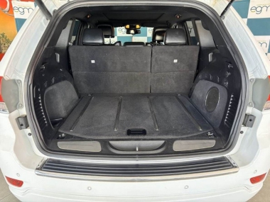 17520JeepGrandCherokee024-th.jpg