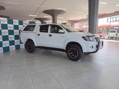 2013 Toyota Hilux ( II) 3.0 D-4D Raider R/B Double Cab Auto - ABS,AIRCON,ELECTRIC WINDOWS,REVERSE CAMERA,TOWBAR,AIRBAGS,ALARM,CRUISE CONTROL,FULL-SERVICE RECORD,RADIO,USB,AUX,CD,CANOPY,SPARE KEYS. Finance available, Trade-ins welcome, Delivery country wide, T&C'S apply!!!
