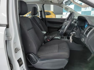 17584FordRanger012-th.jpg