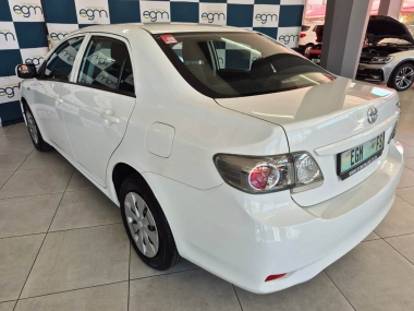 17599ToyotaCorolla006-th.jpg