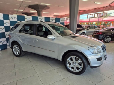 2007 Mercedes Benz ML 500 (225 kW) - ABS,AIRCON,CLIMATE CONTROL,ELECTRIC WINDOWS,LEATHER SEATS,PARK DISTANCE,CONTROL,TOWBAR,SUNROOF,AIRBAGS,ALARM,CRUISE CONTROL,PARTIAL-SERVICE RECORD,RADIO,CD, Finance available, Trade-ins welcome, Delivery country wide, T&C'S apply!!!
