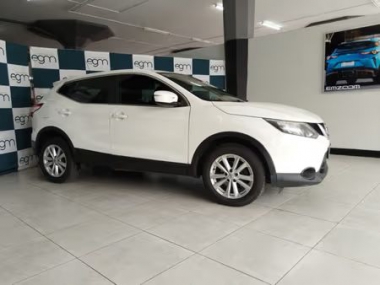 17651NissanQashqai001-1-th.jpg