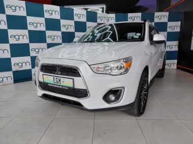 17745MitsubishiASX003-th.jpg