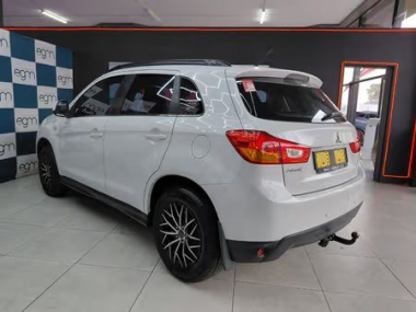 17745MitsubishiASX009-th.jpg