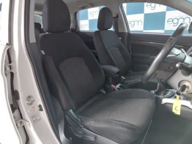 17745MitsubishiASX018-th.jpg