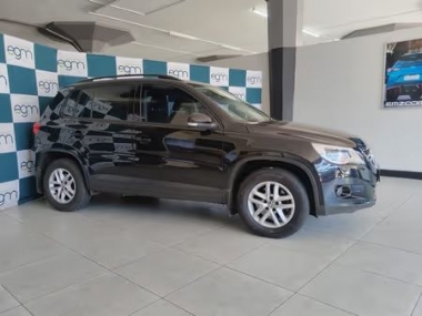 2011 Volkswagen Tiguan 1.4 TSI Bluemotion Trend - Fun (110kW) - ABS,AIRCON,ELECTRIC WINDOWS,LEATHER SEATS,TOWBAR,XENON LIGHTS,SUNROOF,AIRBAGS,ALARM,FULL-SERVICE RECORD,RADIO,BLUETOOTH,CD, Finance available, Trade-ins welcome, Delivery country wide, T&C'S apply!!!