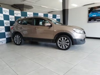 17783NissanQashqai001-1-th.jpg