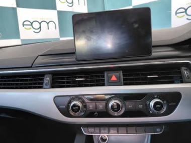 17826AudiA4011-th.jpg