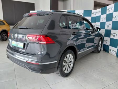 17883VolkswagenTiguan004-th.jpg