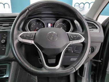 17883VolkswagenTiguan010-th.jpg