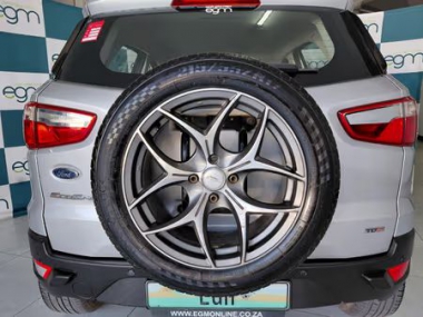 17891FordEcoSport008-th.jpg