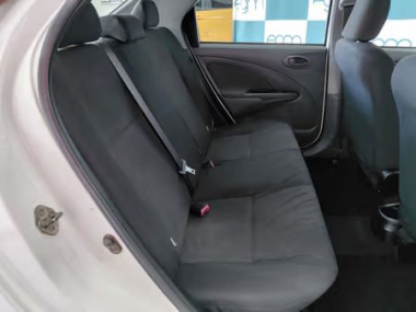 17896ToyotaEtios016-th.jpg