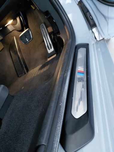 17911BMWX3xDrive20dMSport025-th.jpg