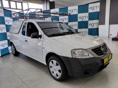 17915NissanNP2001.5dCi001-1-th.jpg