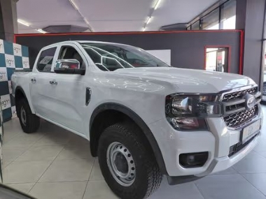 2023 Ford Ranger 2.0D XL Double Cab - ABS, Air conditioning, Electric windows, Towbar, Airbags, Alarm system, Full service record, Radio, Bluetooth, USB, Aux, Cruize control, ISOFIX. Finance available, Trade-ins welcome, Delivery country wide, T&C'S apply!!!