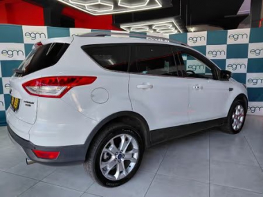 17926FordKuga006-th.jpg