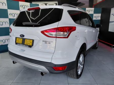 17926FordKuga007-th.jpg