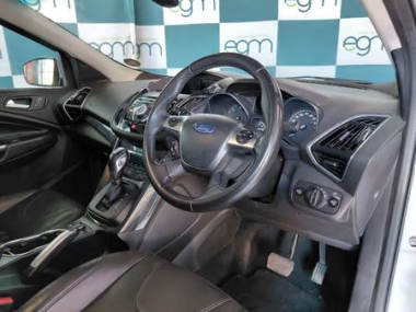17926FordKuga015-th.jpg