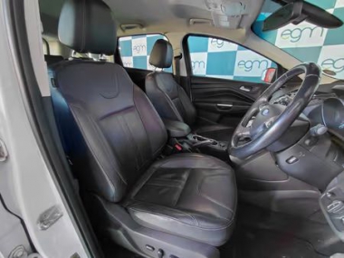 17926FordKuga018-th.jpg