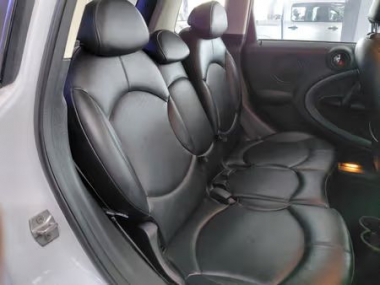 17927MiniCooper017-1-th.jpg