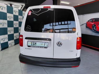 17933VolkswagenCaddy011-th.jpg