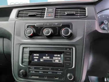 17933VolkswagenCaddy014-th.jpg