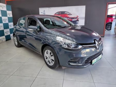2019 Renault Clio IV 900T Dynamique 5-dr (66kW) - ABS, Air conditioning, Electric windows, Sat nav, Airbags, Alarm system, Full service record, Radio, Bluetooth, USB, Aux, Spare keys, Cruise control. Finance available, Trade-ins welcome, Delivery country wide, T&C'S apply!!!