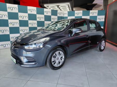 17942RenaultClio004-th.jpg