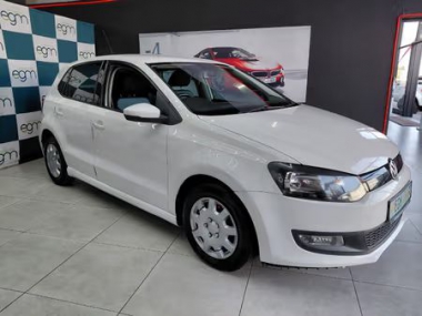 17943VolkswagenPolo001-1-th.jpg