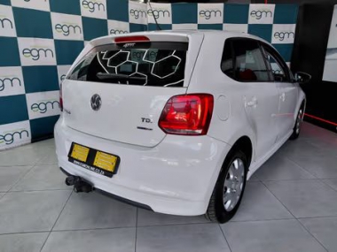 17943VolkswagenPolo006-th.jpg