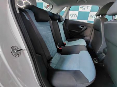 17943VolkswagenPolo020-th.jpg