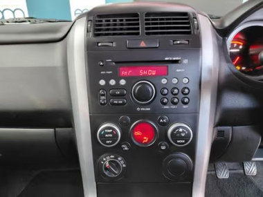 17958SuzukiGrandVitara014-th.jpg