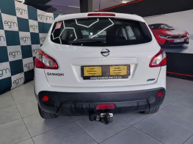 17983NissanQashqai010-th.jpg