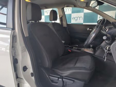 17983NissanQashqai020-th.jpg