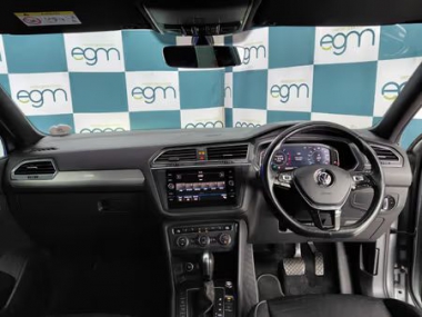 2020VolkswagenTiguan015-th.jpg