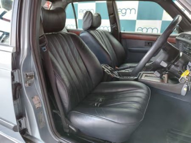 CONSBMW7Series019-th.jpg