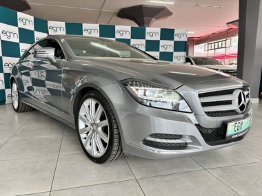 CONSMercedesBenz0003-th.jpg