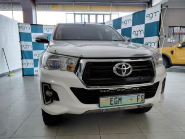 CONSToyotaHilux003-2-th.jpg