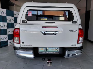 CONSToyotaHilux005-2-th.jpg