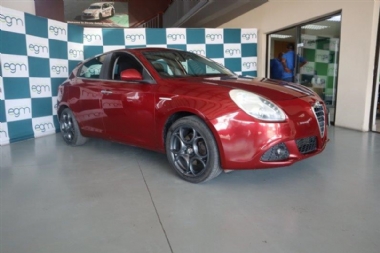 2014 Alfa Romeo Giulietta 1.4 TBi MultiAir Distinctive  - ABS, AIRCON, ELECTRIC WINDOWS, TOWBAR, XENON LIGHTS, AIRBAGS, ALARM, PARTIAL-SERVICE RECORD, RADIO, CD, SPARE KEYS. Finance available, trade-ins welcome, Rental, T&C'S apply!!!
