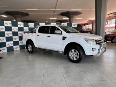 2015 Ford Ranger V 3.2 TDCi XLT Double Cab Hi-Rider Auto - ABS,AIRCON,CLIMATE CONTROL,ELECTRIC WINDOWS,LEATHER SEATS,PARK DISTANCE CONTROL,REVERSE CAMERA,TOWBAR,AIRBAGS,ALARM,CRUISE CONTROL,FULL-SERVICE RECORD,RADIO,BLUETOOTH,USB,AUX,CD,SPARE KEYS. Finance available, Trade-ins welcome, Delivery country wide, T&C'S apply!!!
